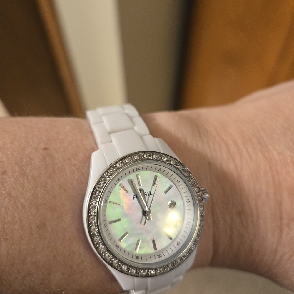 Fossil White Smartwatch with Crystal Bezel